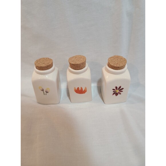 Rae Dunn Spice Rack Jars with Holder - Picture 4 of 13